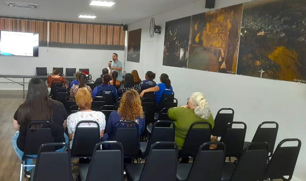Conscientização sobre o Autismo é tema atividade formativa de profissionais da Secretaria de Saúde