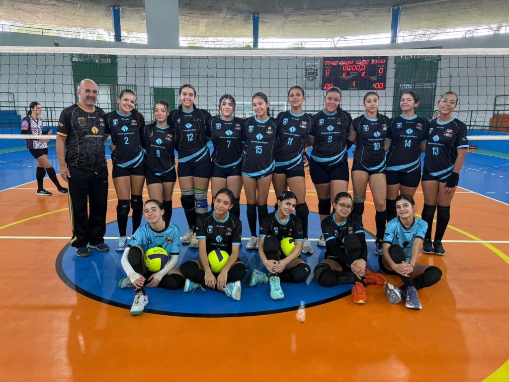 Serra Negra entra em quadra com o vôlei feminino sub-15 na Copa Itatiba