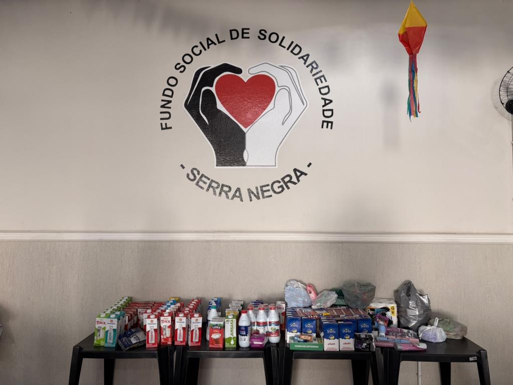Fundo Social de Serra Negra recebe doações de leite e itens de higiene arrecadados em ação solidária