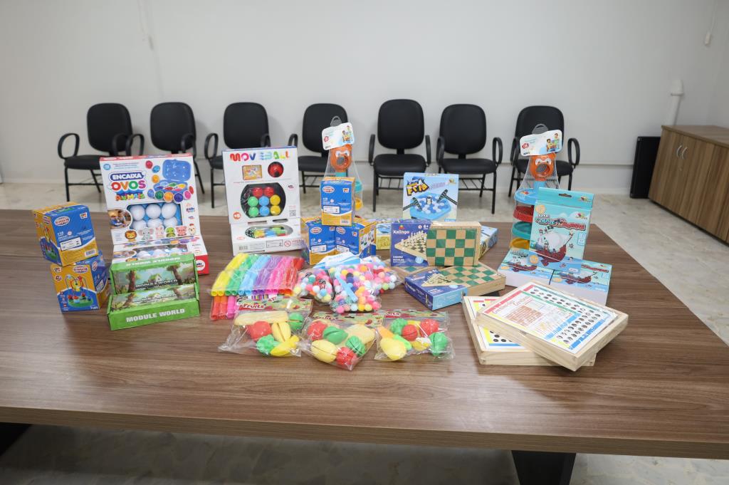 Renovação de brinquedos pedagógicos fortalece o ensino nas escolas municipais de Serra Negra