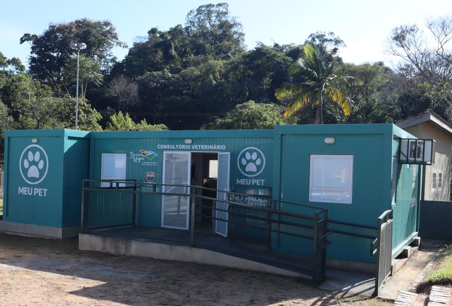 Profissionais veterinárias fazem treinamento para o Programa Meu Pet Container