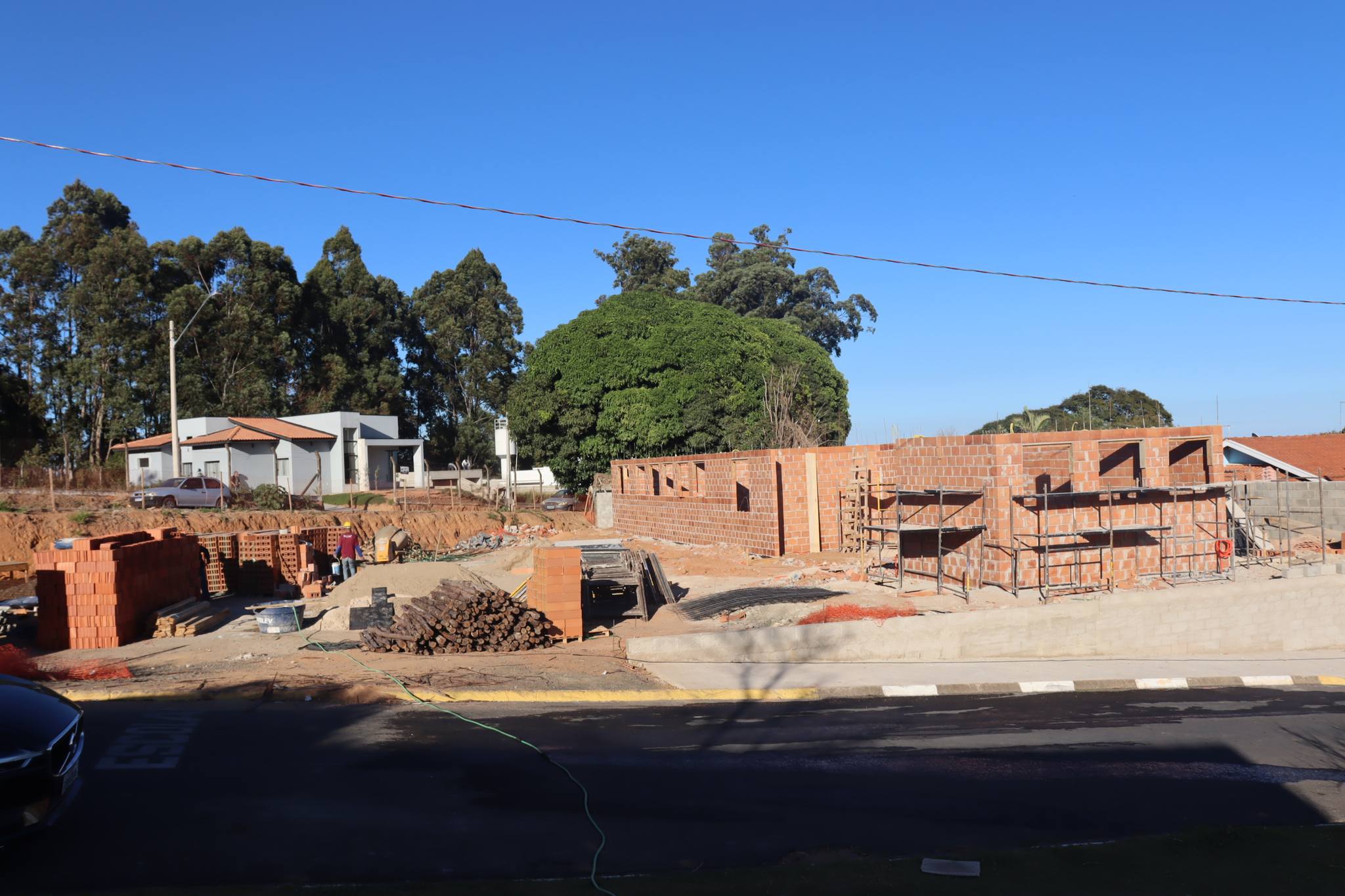 PREFEITURA ESTÁ CONSTRUINDO MODERNO ESPAÇO DE SAÚDE PARA A NOVA SERRA NEGRA E REGIÃO