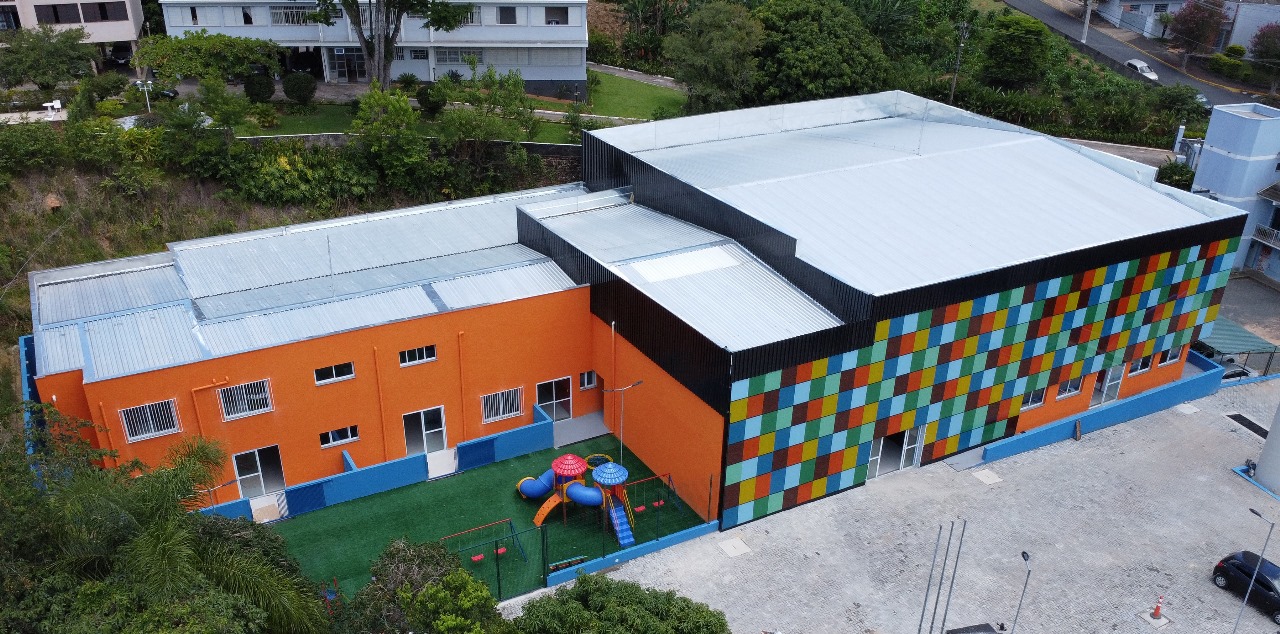 EDUCAÇÃO DE QUALIDADE: PREFEITURA INAUGUROU A EMEB PROF. CIANO FACHINI CIAMBELLI NA REGIÃO CENTRAL DE SERRA NEGRA