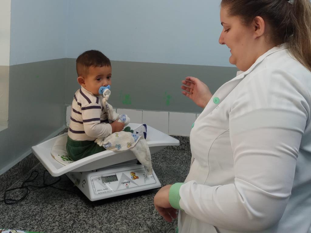 “Programa Serra Negra Primeiros Passos” inicia acompanhamento de crianças na rede municipal de ensino