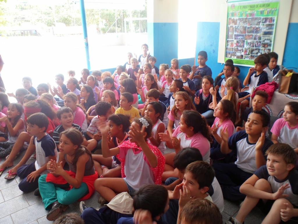 ESCOLA ESTADUAL PROFESSORA NAIR DE ALMEIDA SE DESTACA COM EXCELÊNCIA ACADÊMICA E PROJETOS INOVADORES