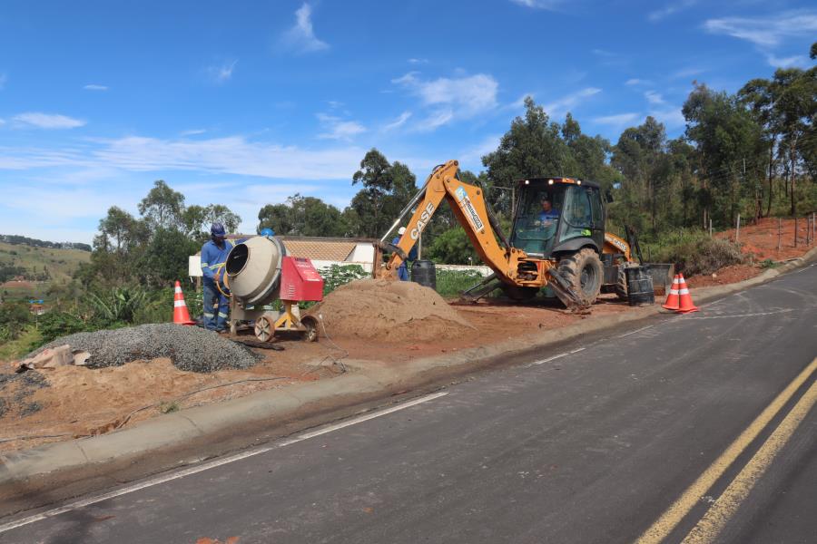 Sabesp executa obras no Loteamento Chave Preta