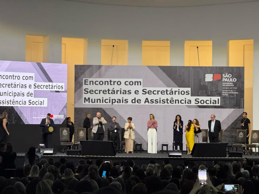 PREFEITURA DE SERRA NEGRA PARTICIPOU DE ENCONTRO ESTADUAL DE ASSISTÊNCIA SOCIAL