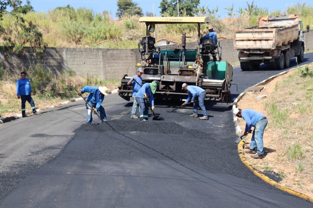 Mais avanços no maior Plano de Asfaltamento da história de Serra Negra!
