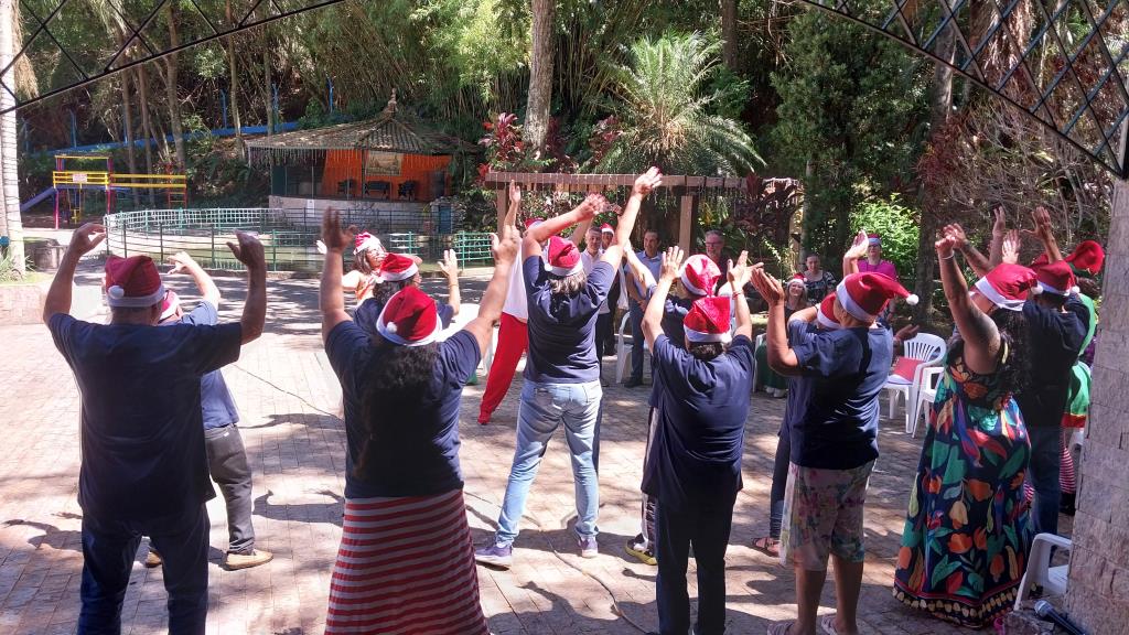 CAPS PROMOVEU SARAU DE CONFRATERNIZAÇÃO