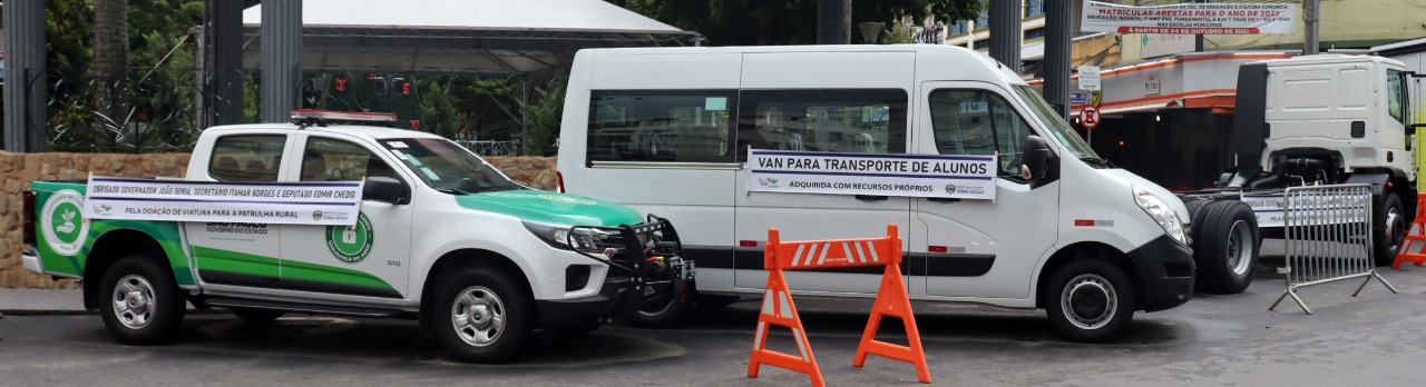 Frota municipal é reforçada com caminhão, van e caminhonetes