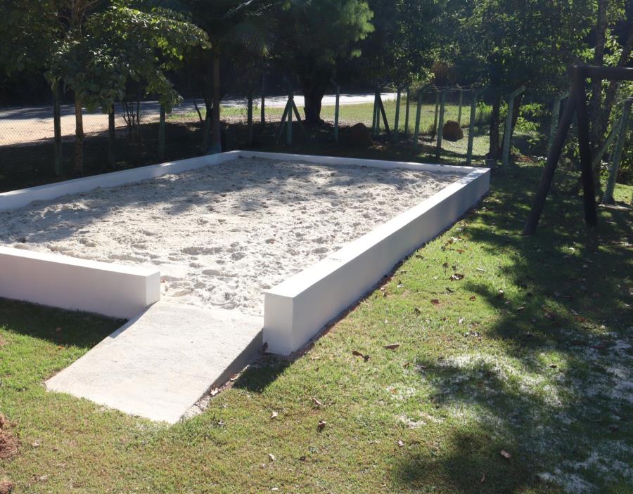 Quadra de areia do C.I.R. Olga Vichi está concluída