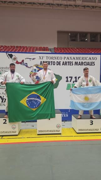 Centro de Formação de Karatê conquistou oito ouros no Panamericano do Paraguai