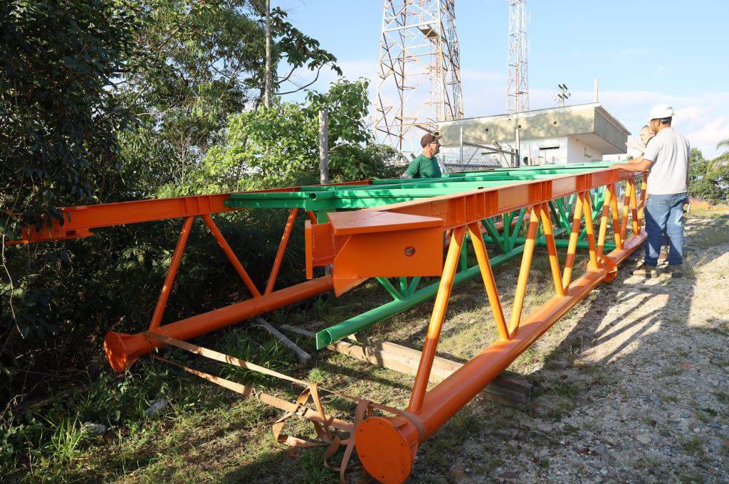 Prefeitura recebe estruturas para o mirante do alto da serra