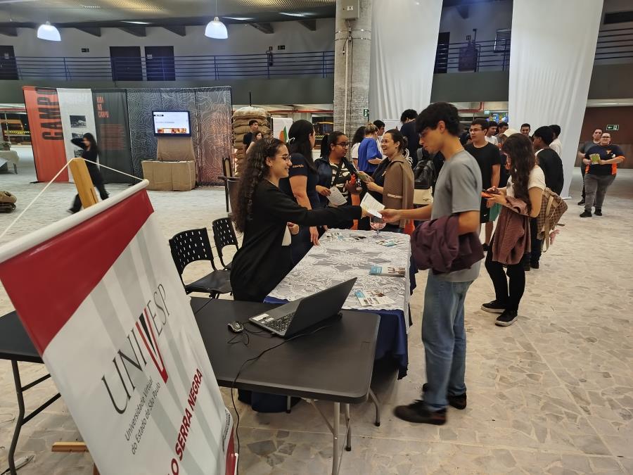 2ª Feira de Profissões movimentou Serra Negra e fortaleceu escolhas para o futuro