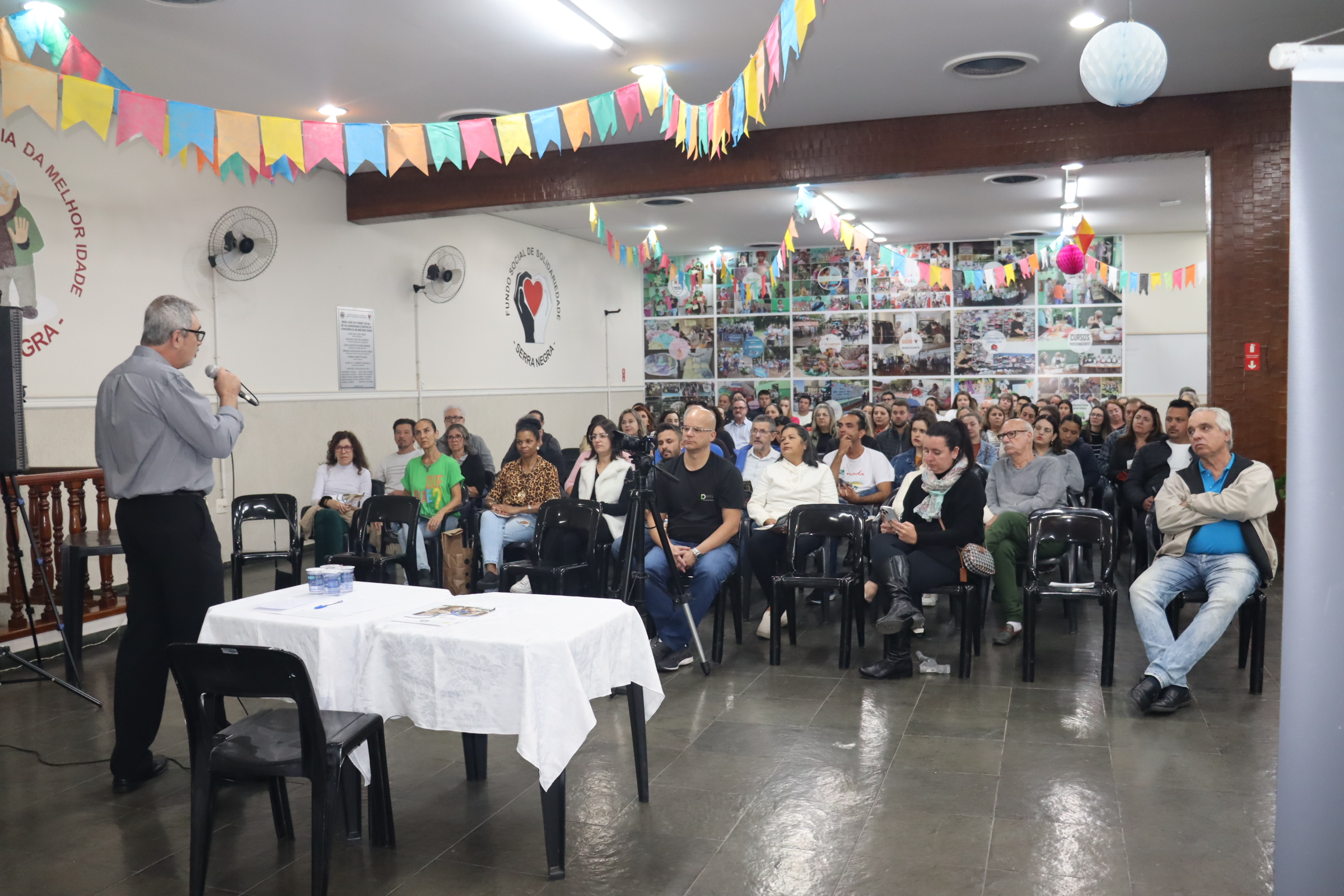FUNDO SOCIAL DE SOLIDARIEDADE DE SERRA NEGRA PROMOVE PALESTRA DE PREVENÇÃO AO USO DO ÁLCOOL E DROGAS