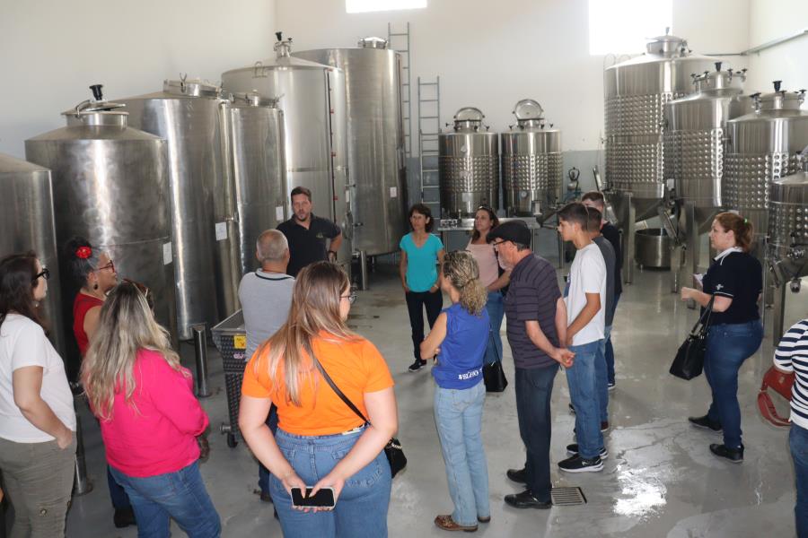 Empreendedores da Rota do Café participam de visita técnica a Jundiaí