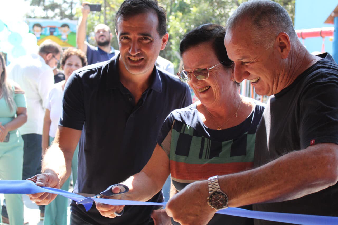 Prefeito Elzo e Vice Manoel inauguram Creche da Água Branca