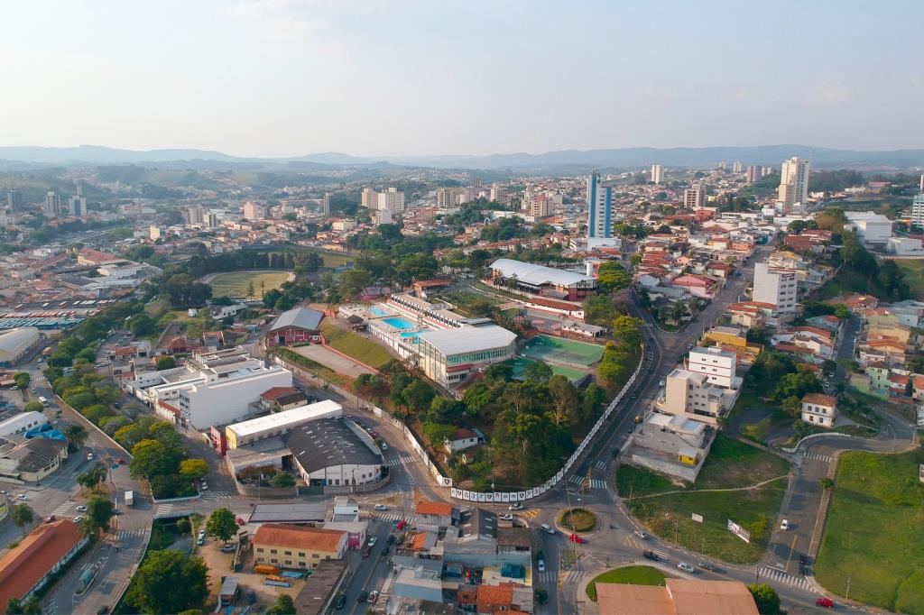 O que abre e fecha: veja como ficam os serviços municipais no feriado de Corpus Christi 2026