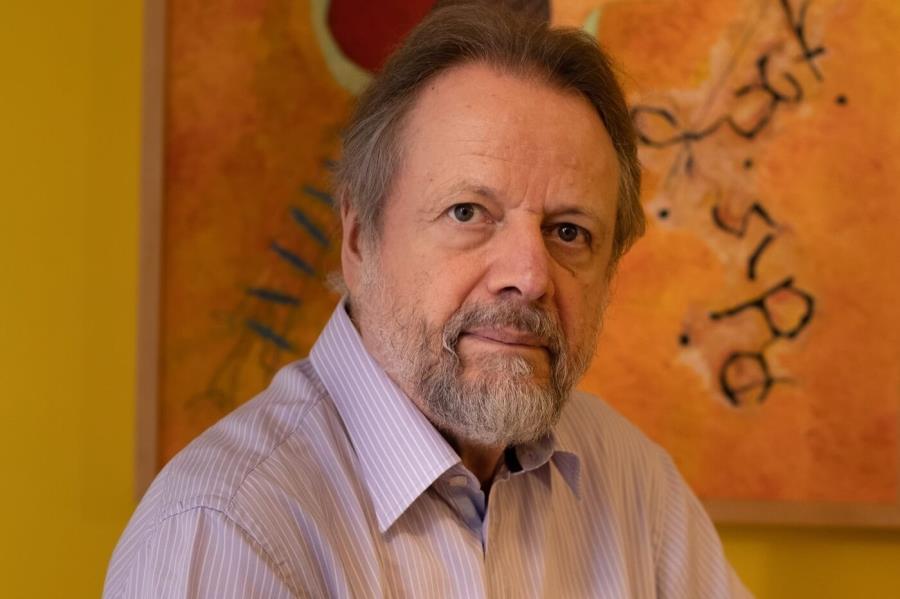 Vencedor do Prêmio Jabuti participa de bate-papo na Biblioteca Chico Leme nesta quarta (09/10)