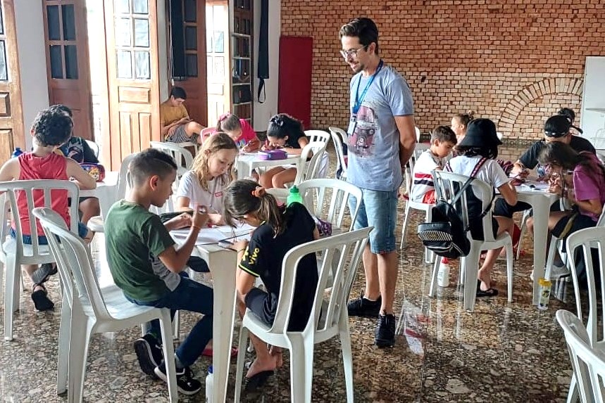 Curso gratuito de desenho terá novas inscrições no próximo 27/03