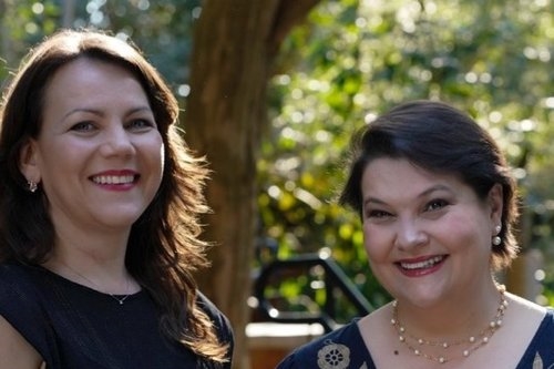 Cantora lírica e harpista interpretam compositoras eruditas sábado (19/10) no Teatro