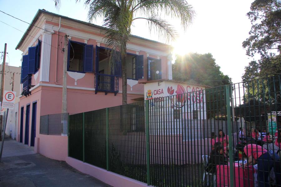 Casa Rosa da Mulher completa primeiro ano de atividades
