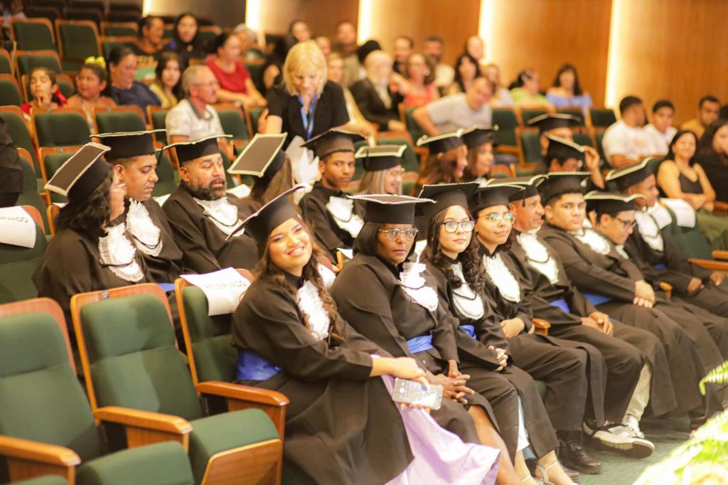 EJA está com matrículas abertas para 1º ao 9º ano até 30/01