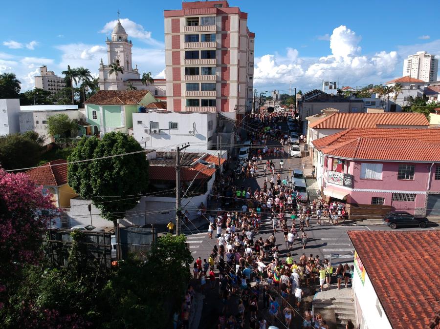 Bloco Sputinik fecha o Itatiba Carnaval 2023 - Compartilhe Sua Alegria
