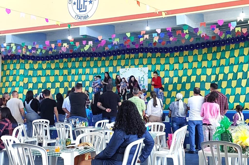 Festas Juninas da Rede Municipal reúne comunidade escolar e famílias