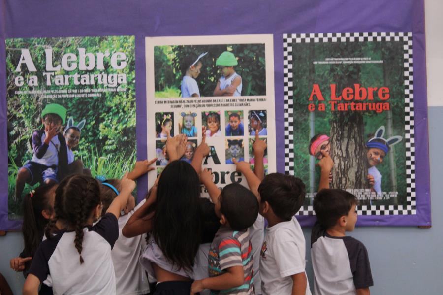 Professor da Rede Municipal é finalista em prêmio por projeto de cinema na sala de aula