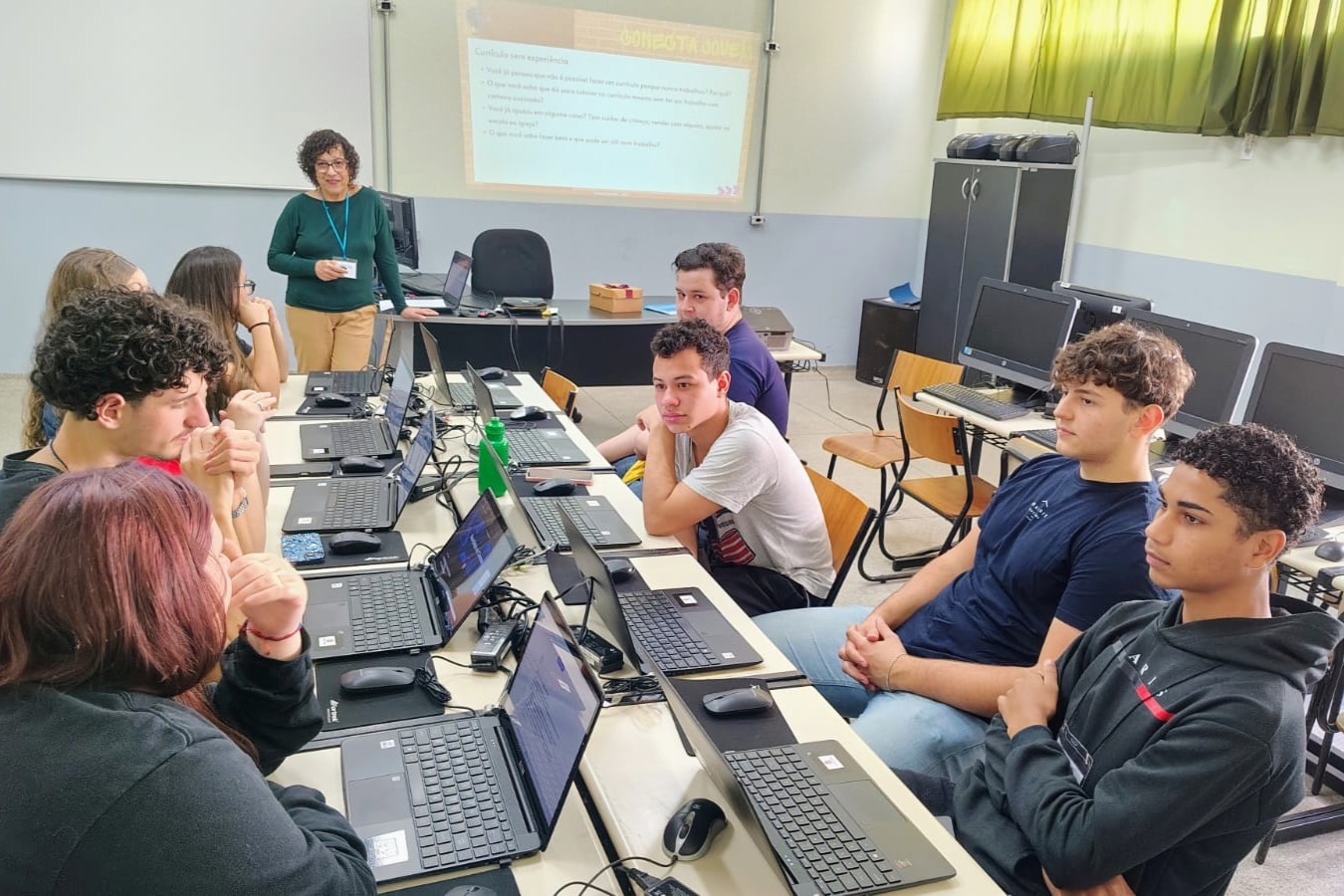 Fundo Social conclui curso de férias Conecta Jovem