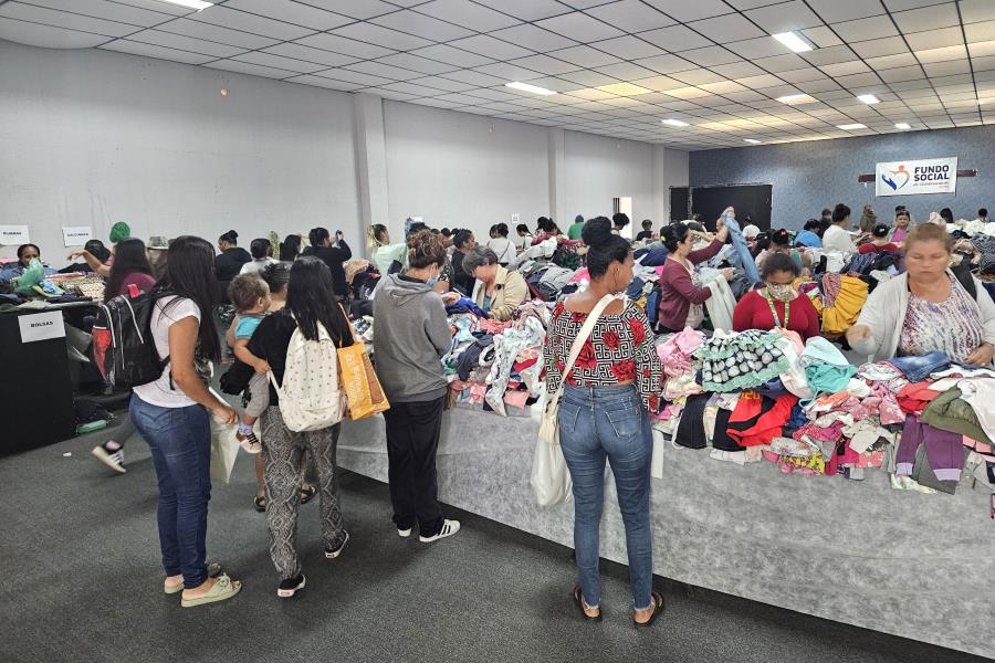 Aberto Bazar Solidário com peças arrecadadas na Campanha do Agasalho 2025