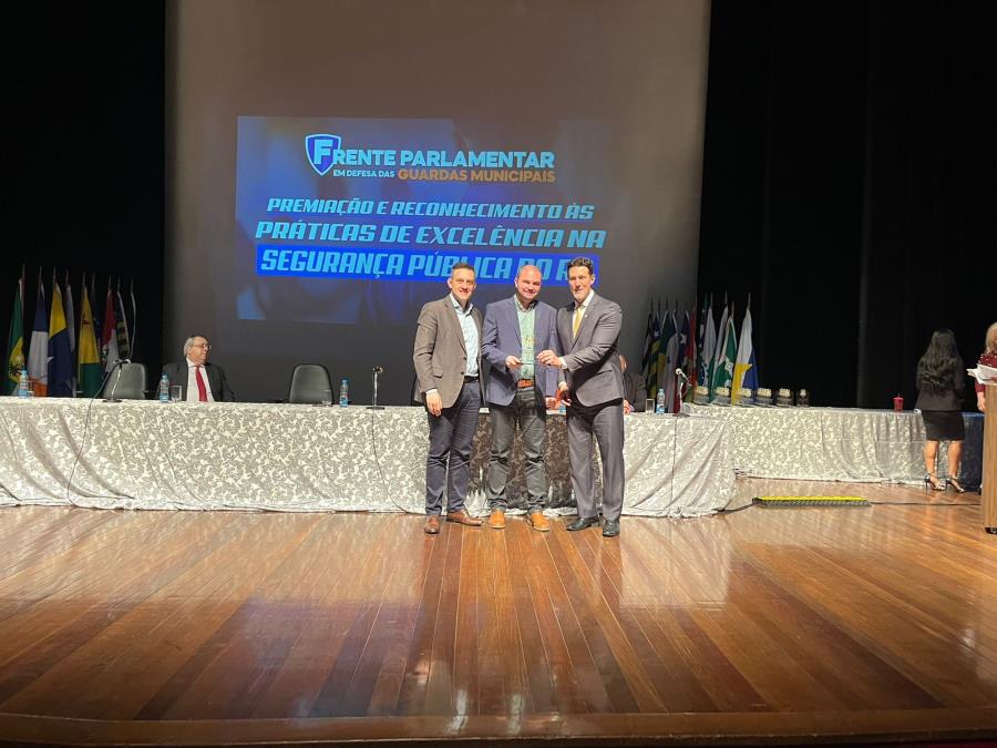 Santiago conquista prêmio de excelência em Segurança Pública