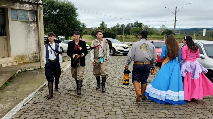 Santiago vive a programação do 1º Acampamento Farroupilha