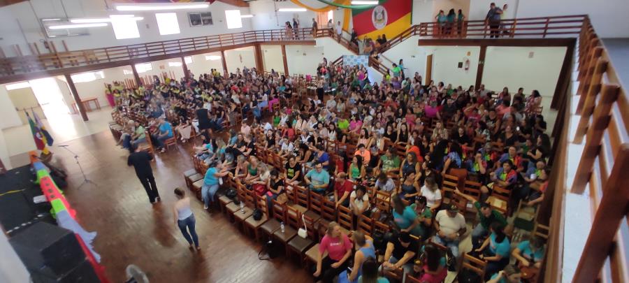 Escolas municipais de Santiago se preparam para receber mais de 4 mil alunos na volta às aulas