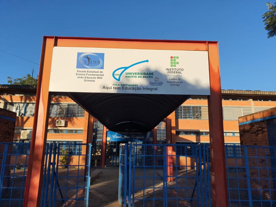 Pedagogia e Geografia: oportunidades para ingressar gratuitamente no Ensino Superior pelo Polo UAB de Santiago