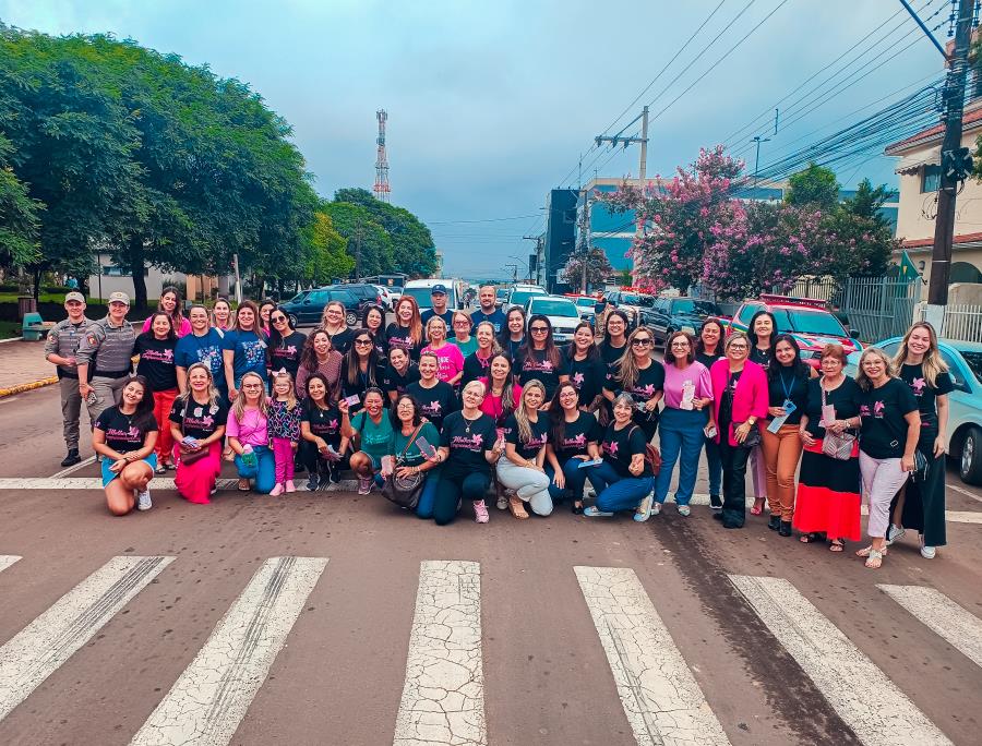 8 de março| Dia em que as mulheres pararam o trânsito em Santiago