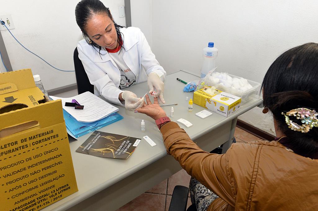 Prefeitura de Limeira realiza ação preventiva pré-Carnaval contra álcool, drogas e ISTs