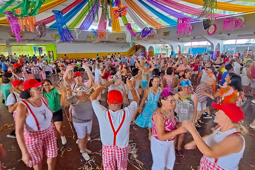 Seprosom promove Baile de Carnaval dos grupos da Terceira Idade no Gran São João