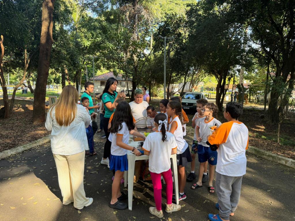 Limeira promove trilha ecológica para conscientizar estudantes sobre proteção animal