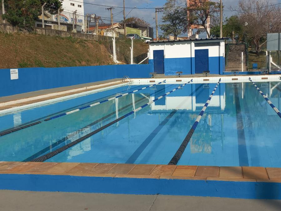 Atividades na piscina do Parque Hipólito retornam no dia 11