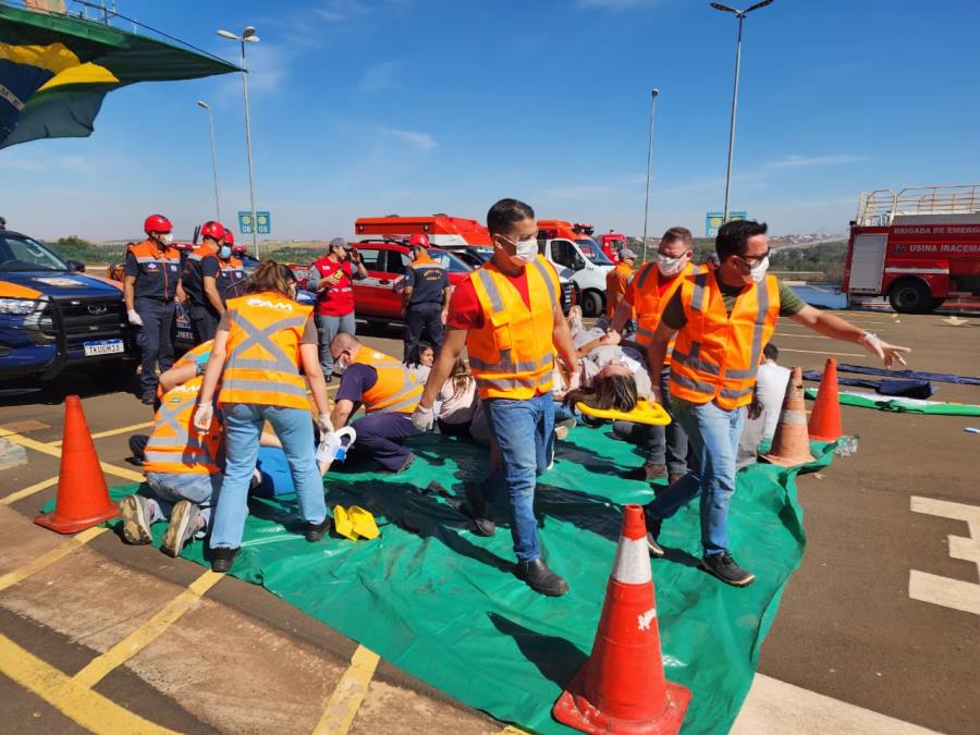 Simulado de acidente em rodovia mobiliza equipes de emergência em Limeira