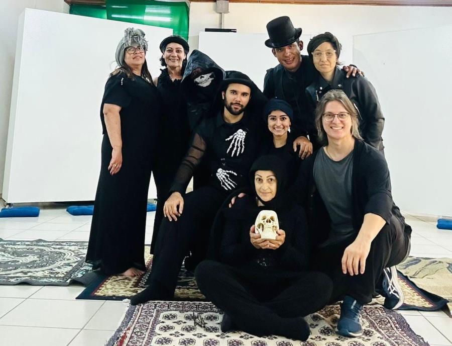 Alunos finalizam oficina de teatro montagem com peça inspirada em “O Círculo dos Mentirosos”