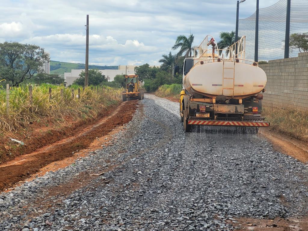 Mutirão emergencial recupera estradas rurais de Limeira