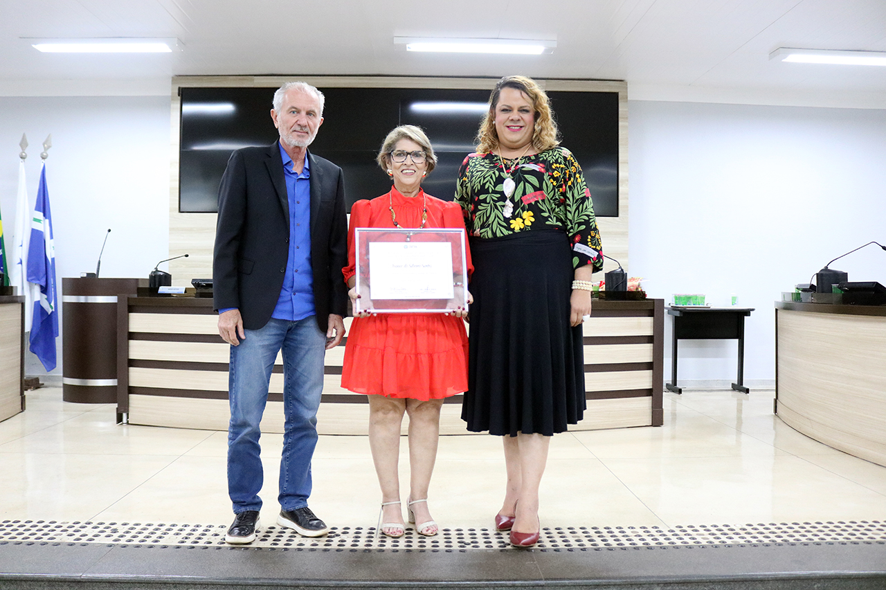 Dirigente sindical e membro do Conselho de Saúde recebe homenagem