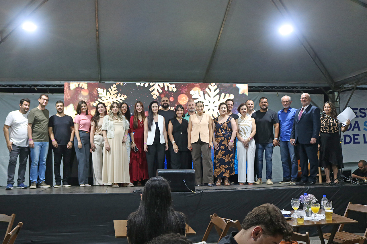 Prefeito participa de abertura do “5º Festival de Semijoia”