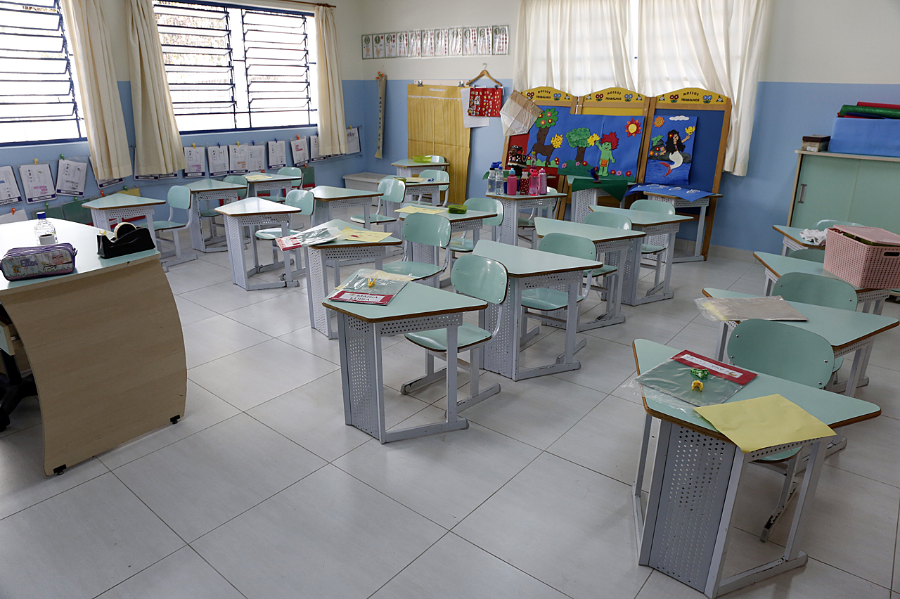 Secretaria de Educação abre período de inscrição para quem está fora da rede municipal