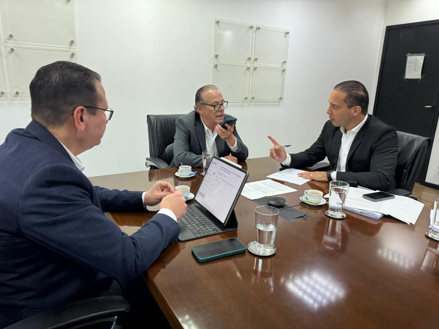 Prefeito discute atração de novas empresas para Limeira durante reunião com secretário estadual