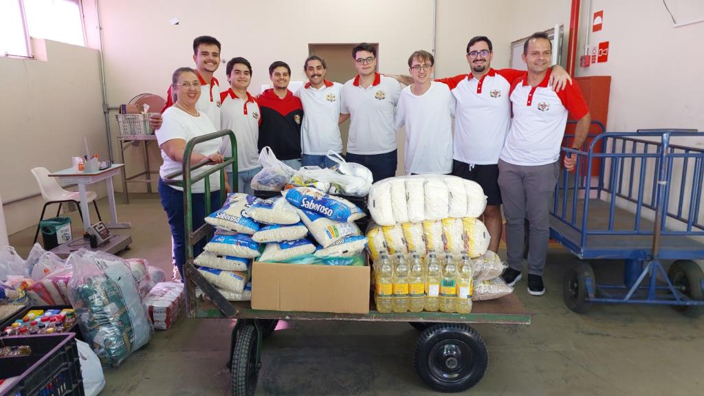 Grupo DeMolay arrecada mais de 700 kg de alimentos para o Fundo Social de Limeira