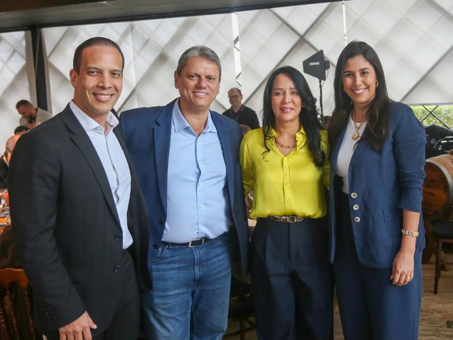 Prefeito Murilo Félix e primeira-dama participam do lançamento do SuperAção SP; entenda programa